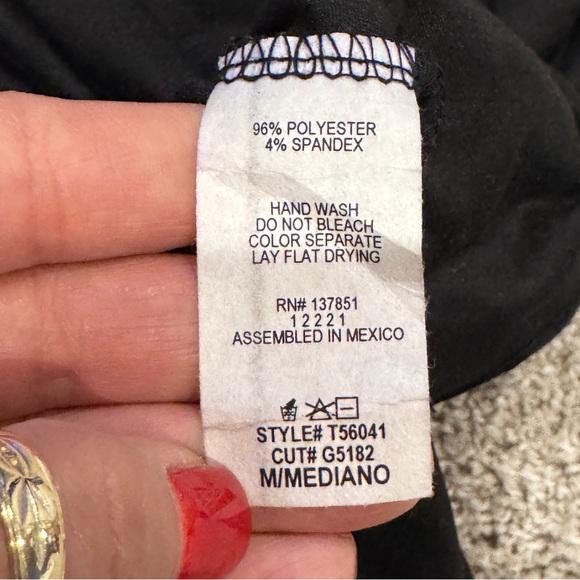 Juniors black short sleeved square neck top. - Picture 3 of 3